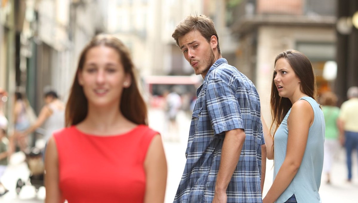 Çapkın erkekleri 1 metre uzaktan tanıyın: İşte onları ele veren işaretler