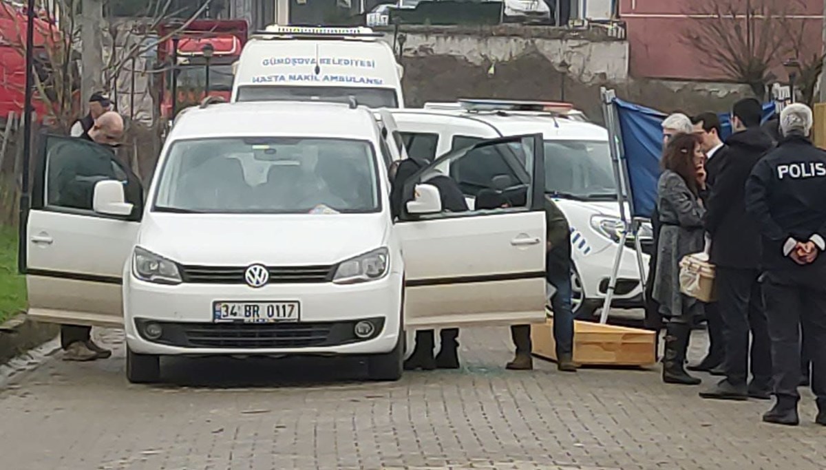 Cenaze için geldi, husumetlisi pusuya düşürdü Cenaze için geldi, husumetlisi pusuya düşürdü