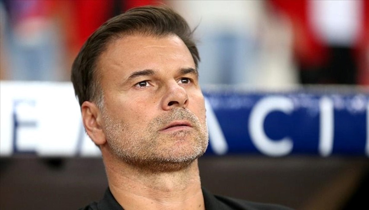 Süper Lig'de bir teknik direktör ayrılığı daha: Konyaspor'dan açıklama Süper Lig'de bir teknik direktör ayrılığı daha: Konyaspor'dan açıklama