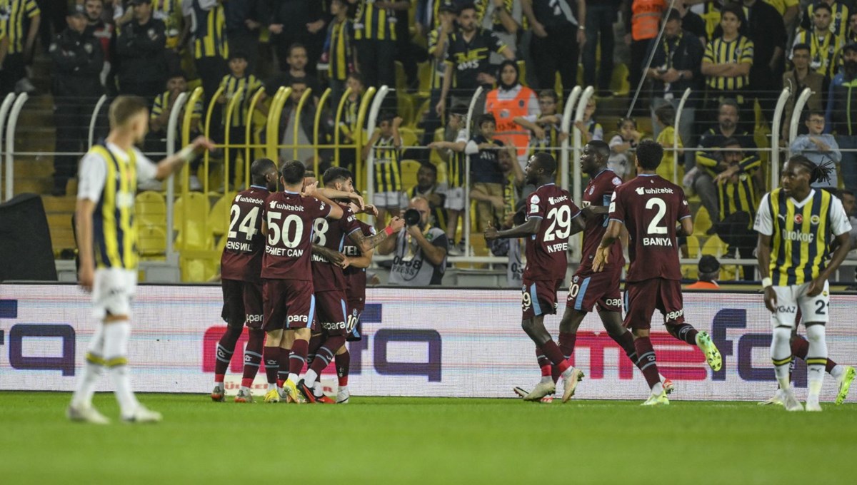 Kadıköy'de seri sona erdi: Fenerbahçe, Trabzonspor'a mağlup oldu