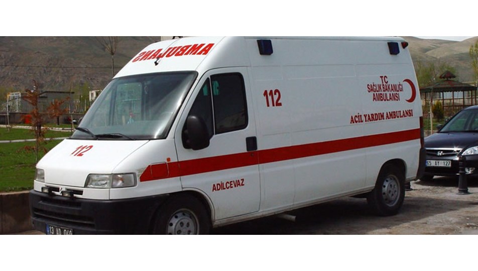 Ambulans şoförü alkollü çıktı