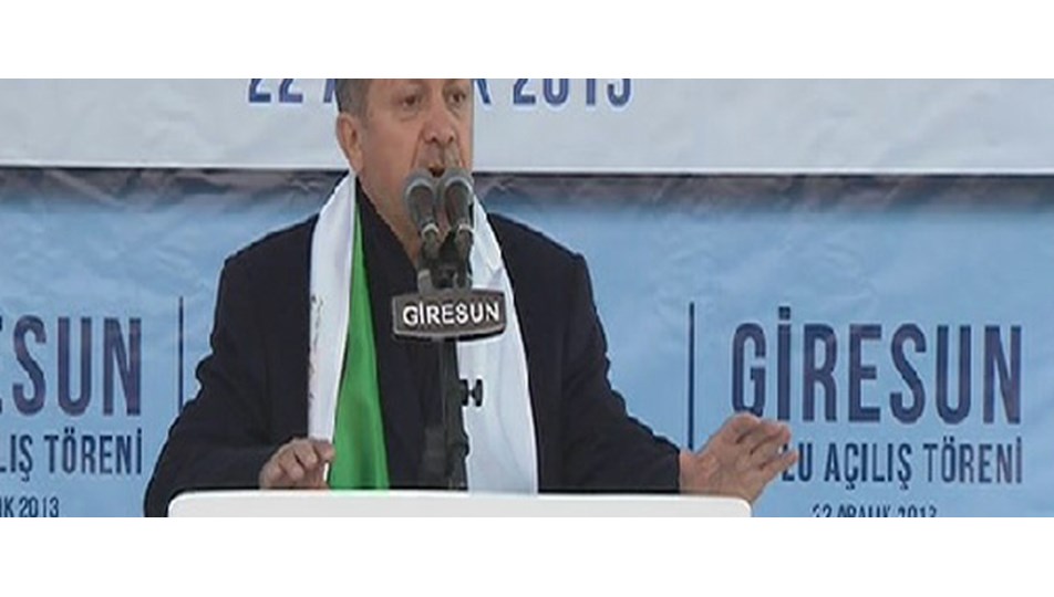 Erdoğan: Biz o elleri kırarız