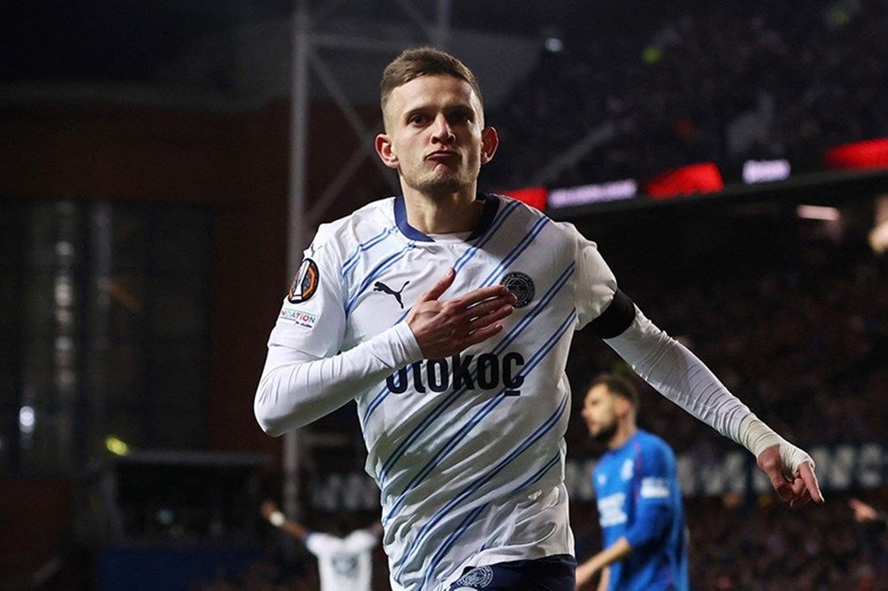 Fenerbahçe'de her şey sil baştan: Tam 18 isim yolcu 84