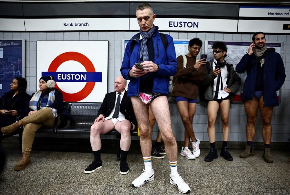 Londra'da Pantolonsuz Günü kutlaması - 5