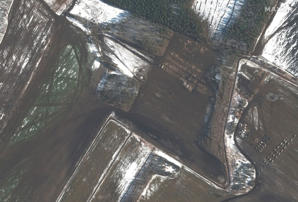 Rusya-Ukrayna geriliminde son durum: Yeni uydu görüntüleri sınırdaki askeri hareketliliğin arttığını gösterdi - 10