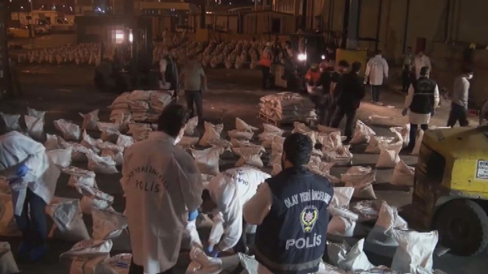 Kolombiya'dan gelen gemide 228 kilo kokain - 1