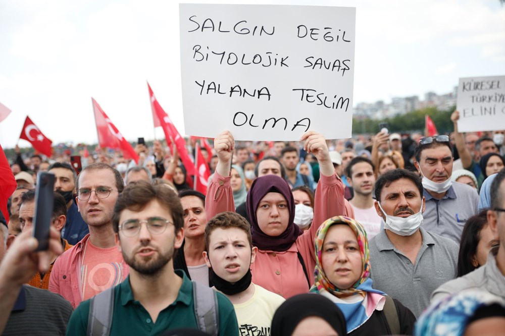 Aşı karşıtları miting yaptı: İşte kareler - 14