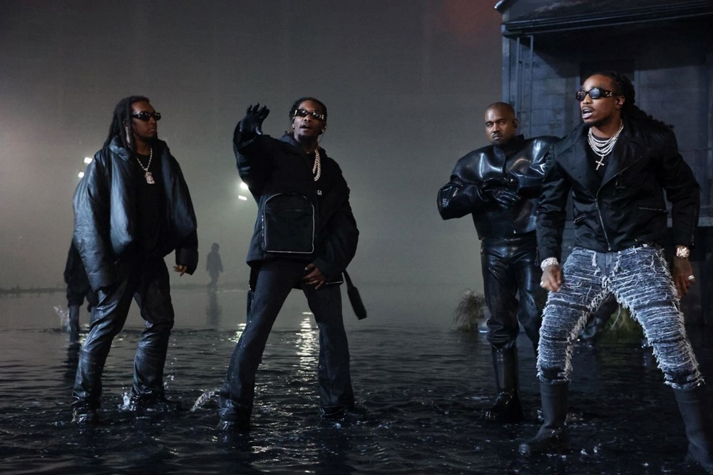Kanye West boş stadyumda konser verdi - 4