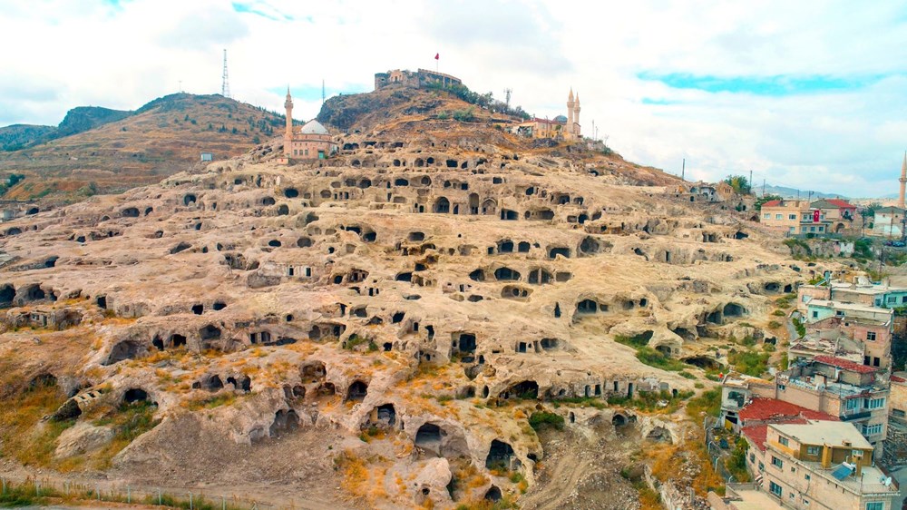 Dünyanın en büyük yeraltı şehri turizme kazandırılıyor - 1