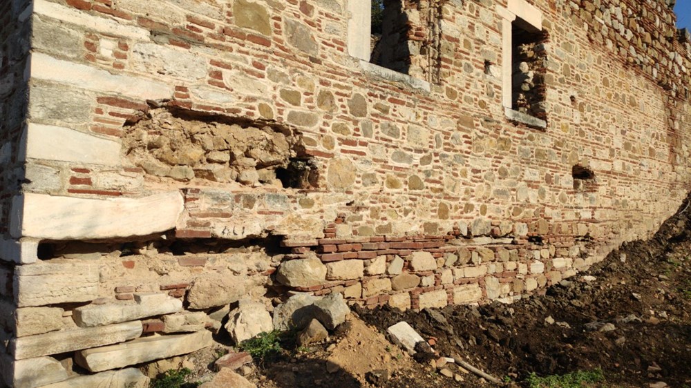 Bursa'da tarihi Aya Yani Kilisesi definecilerin hedefi oldu - 7