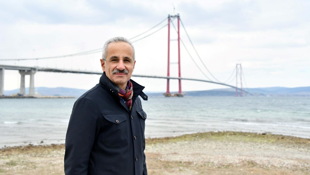 Bakan Uraloğlu duyurdu: Dünyada yılın en iyi projesi 1915 Çanakkale Köprüsü oldu Bakan Uraloğlu duyurdu: Dünyada yılın en iyi projesi 1915 Çanakkale Köprüsü oldu