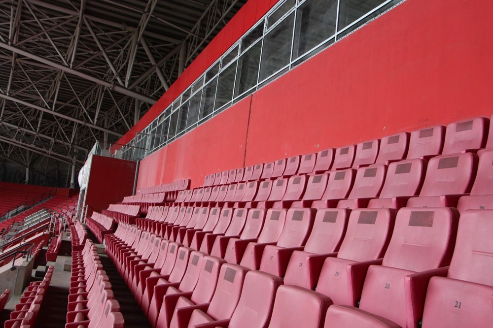 Samsun 19 Mayıs Stadyumu'nda endişe eden çatlaklar: İnceleme başlatıldı - 2