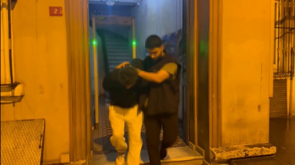 Rezidansta ölü bulundu: Erkek arkadaşı kaçtı, uyuşturucu ele geçirildi - 6