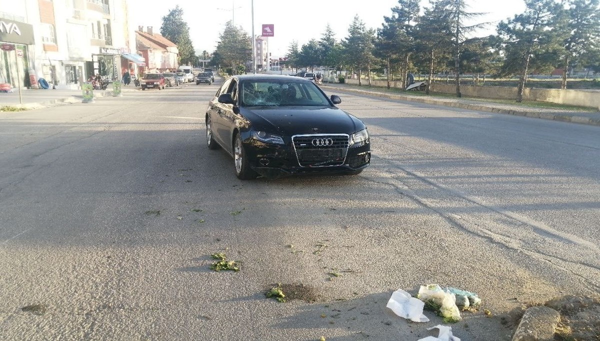Yalvaç'ta otomobil ile motosiklet çarpıştı
