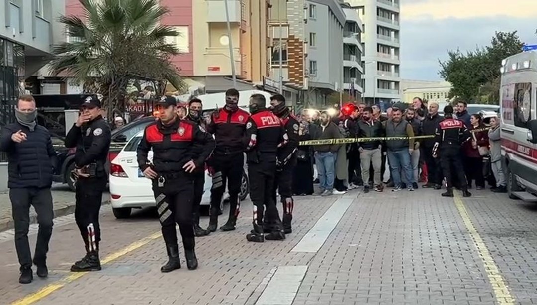 İstanbul'da katliam: Ailesinden 4 kişiyi öldürüp hayatına son verdi