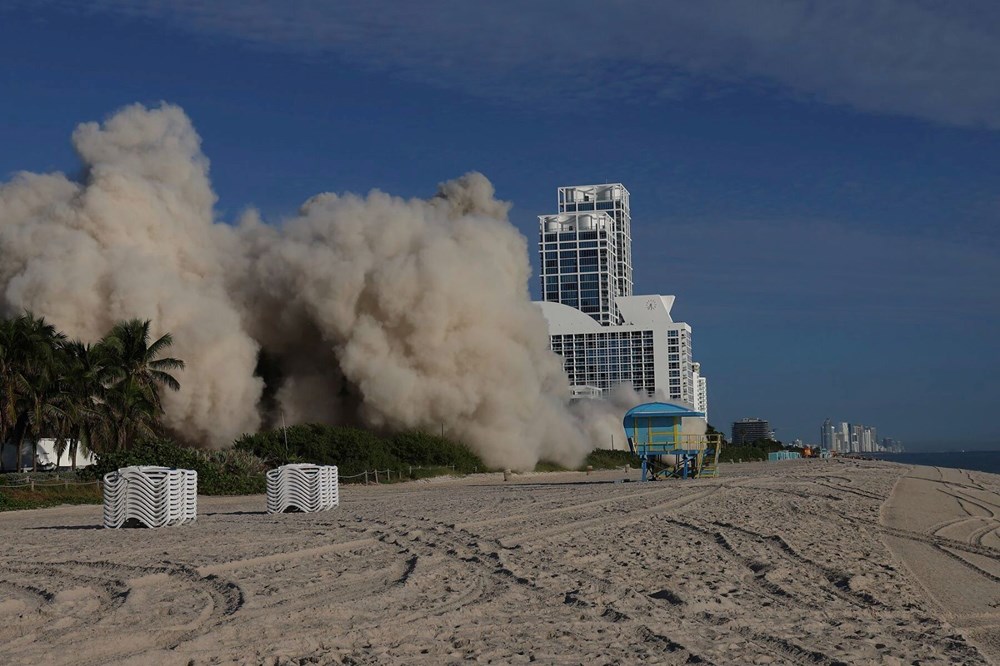 Beatles, Tom Jones, Frank Sinatra ve John F. Kennedy gibi yıldız isimleri ağırlayan Deauville Oteli saniyeler içinde yıkıldı - 2