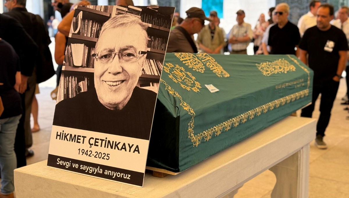 Hikmet Çetinkaya'ya son görev