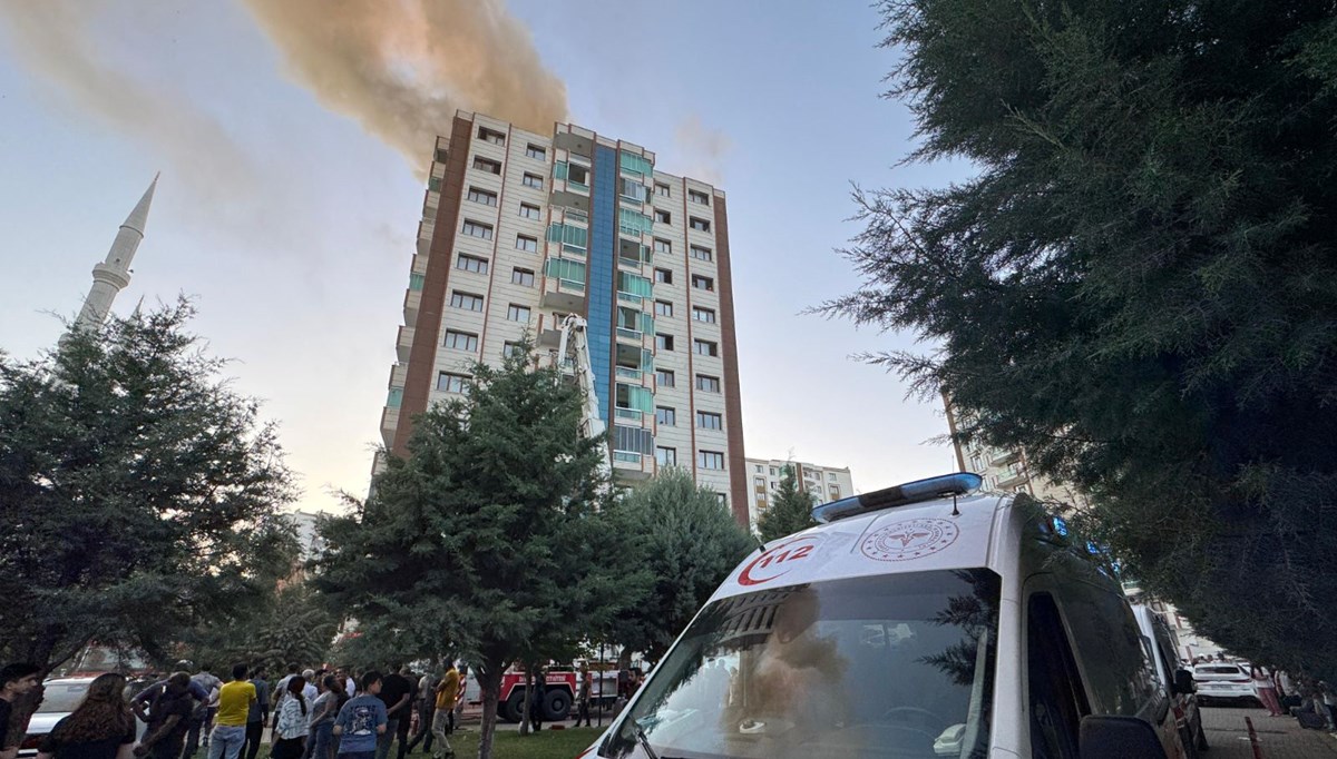 Kahraman nakliyeci 35 kişiyi ölümden kurtardı