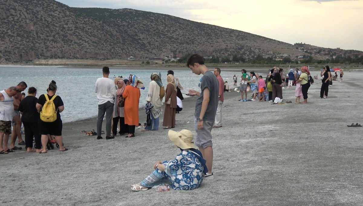 Türkiye’nin Maldivleri Salda Gölü 70 bin kişiyi ağırladı