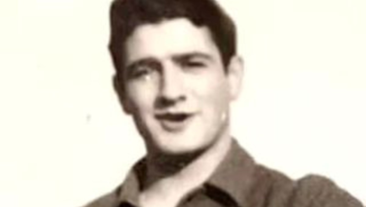 Fedon'dan nostaljik paylaşım (Ünlülerin çocukluk ve gençlik halleri) Fedon'dan nostaljik paylaşım (Ünlülerin çocukluk ve gençlik halleri)