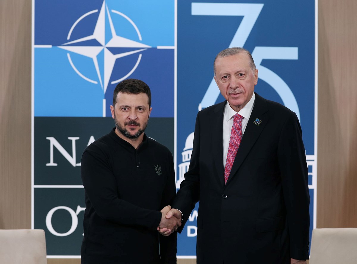 NATO zirvesinde son gün | Cumhurbaşkanı Erdoğan liderlerle sohbet etti