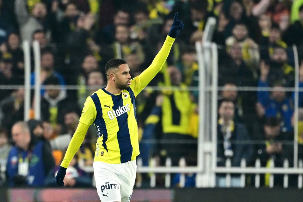 Süper Lig'de zirve takibi: Fenerbahçe 3 puanı 3 golle aldı - 12
