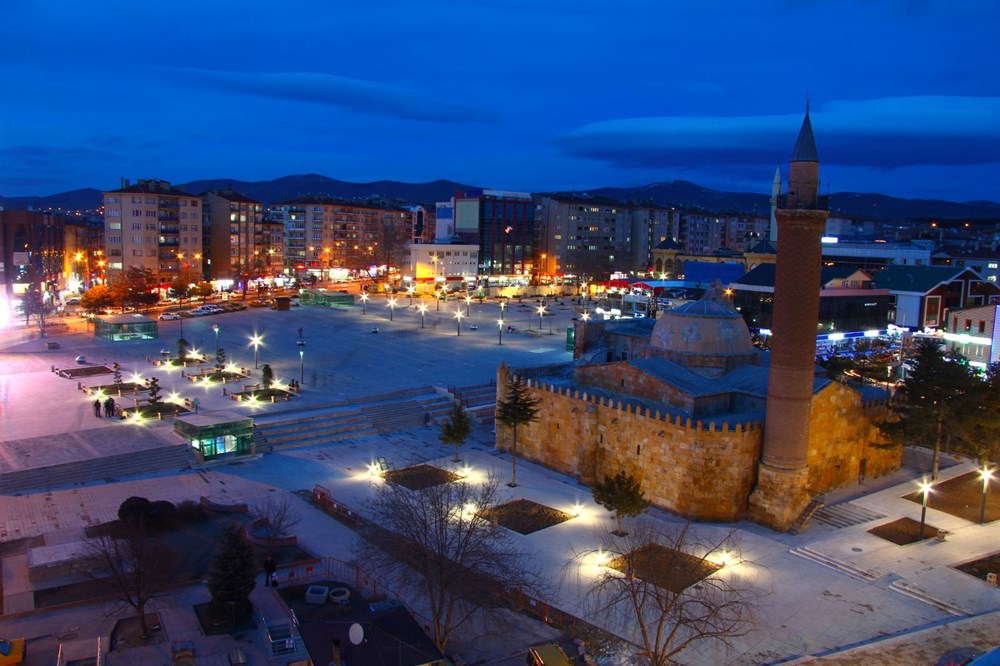 Taşa yansıyan sanat: Anadolu'nun taç kapıları - 13