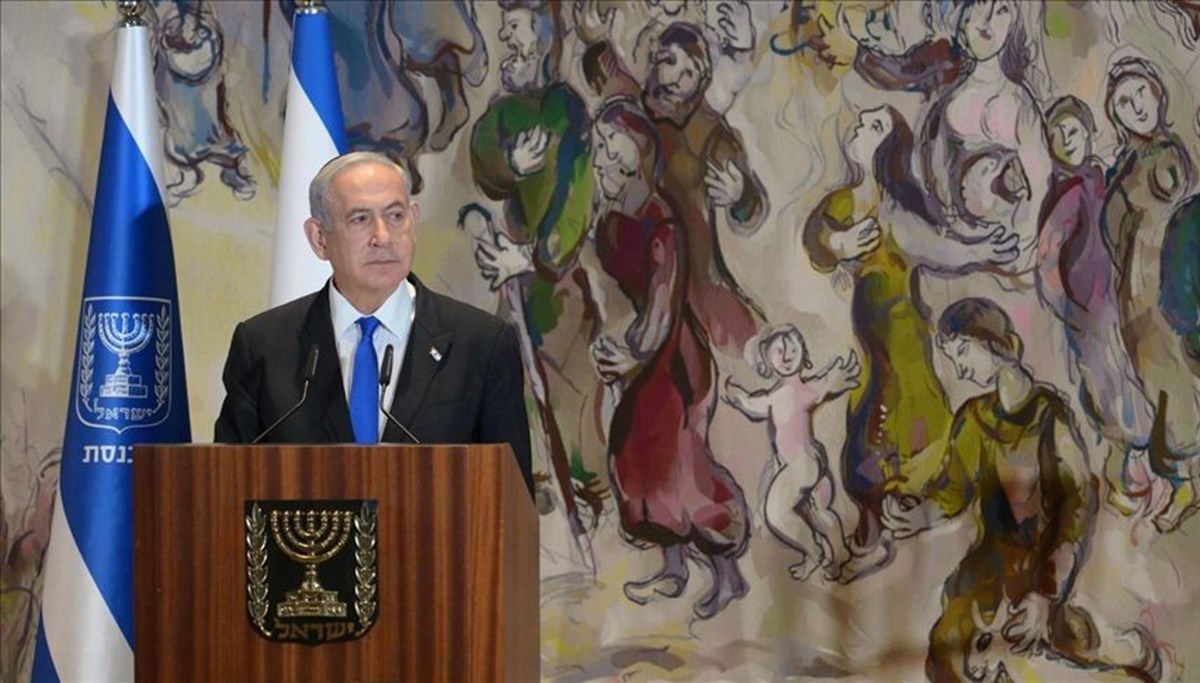 Netanyahu: Tüm gücümüzle Gazze'ye saldırmaya devam edeceğiz