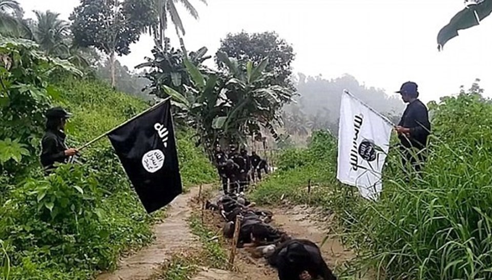 IŞİD, Filipinler'de casuslukla suçladığı 2 işçiyi infaz etti - 3
