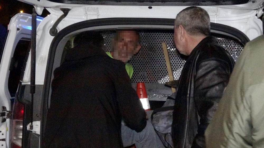 Eşi boşanma davası açtı diye konutu ateşe verdi 75