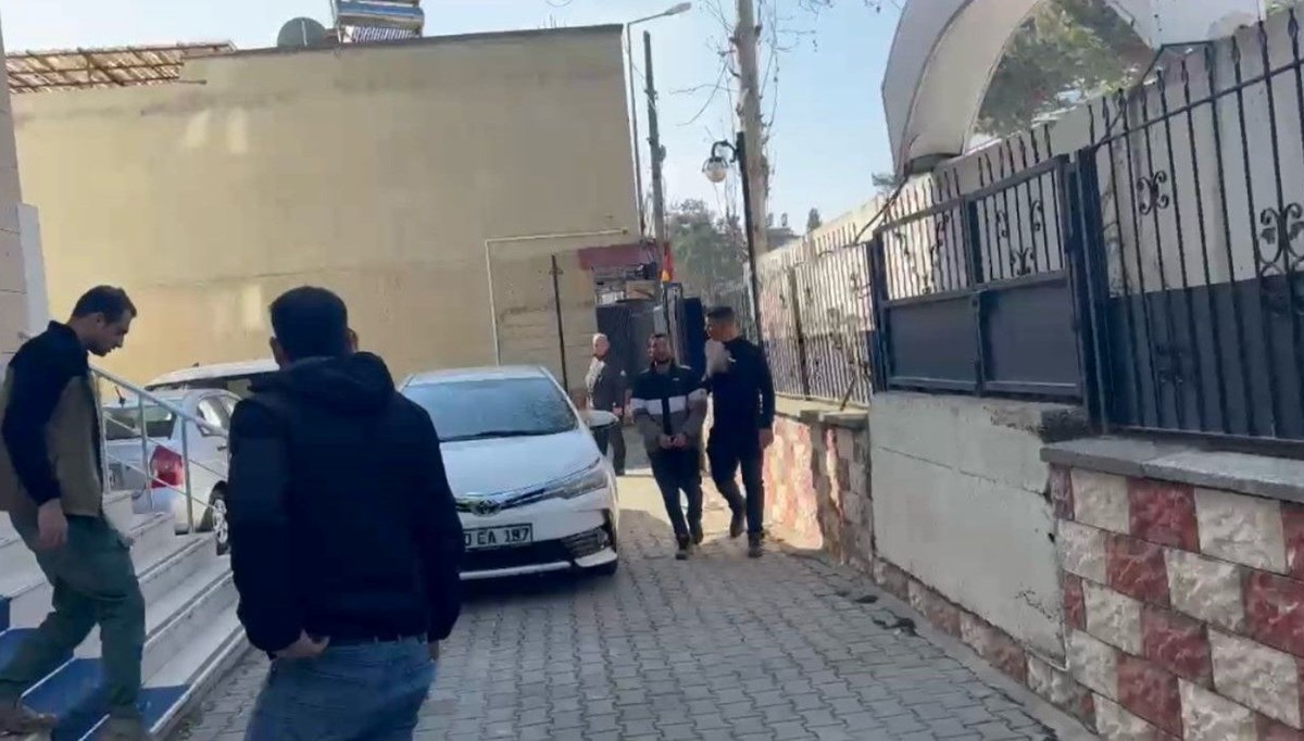 Arkadaşlar arasında şakalaşma kanlı bitti Arkadaşlar arasında şakalaşma kanlı bitti