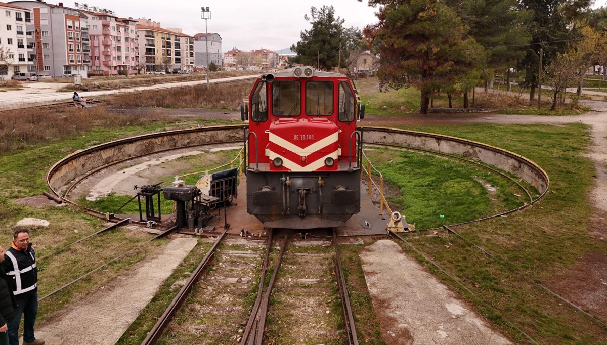 Burdur'a 15 yıl sonra yolcu treni geliyor