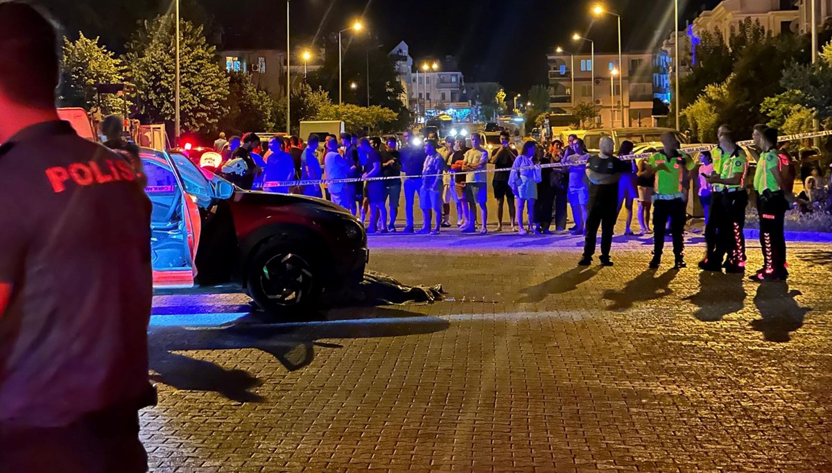 Fethiye'de otomobille çarpışan motosikletin 15 yaşındaki sürücüsü öldü Fethiye'de otomobille çarpışan motosikletin 15 yaşındaki sürücüsü öldü