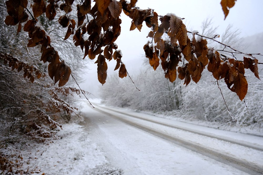 Trakya'da kar yağışı: Ulaşım güçlükle sağlanıyor - 9