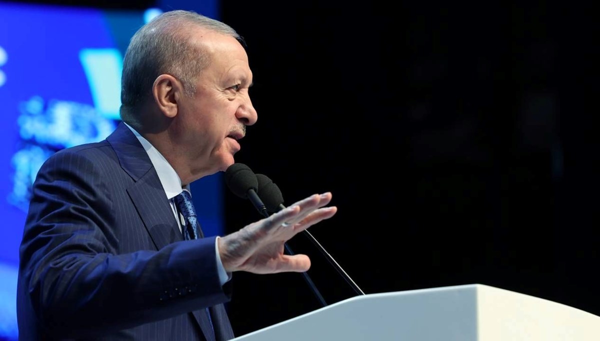 Erdoğan'dan sanal bağımlılık uyarısı Erdoğan'dan sanal bağımlılık uyarısı