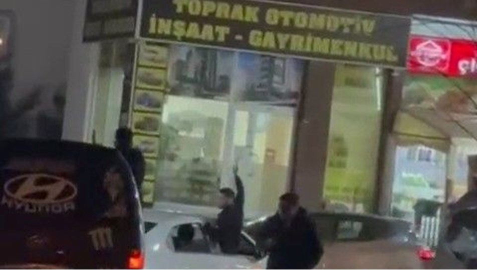Pendik’te araç içerisinden silahla ateş eden şüpheli yakalandı