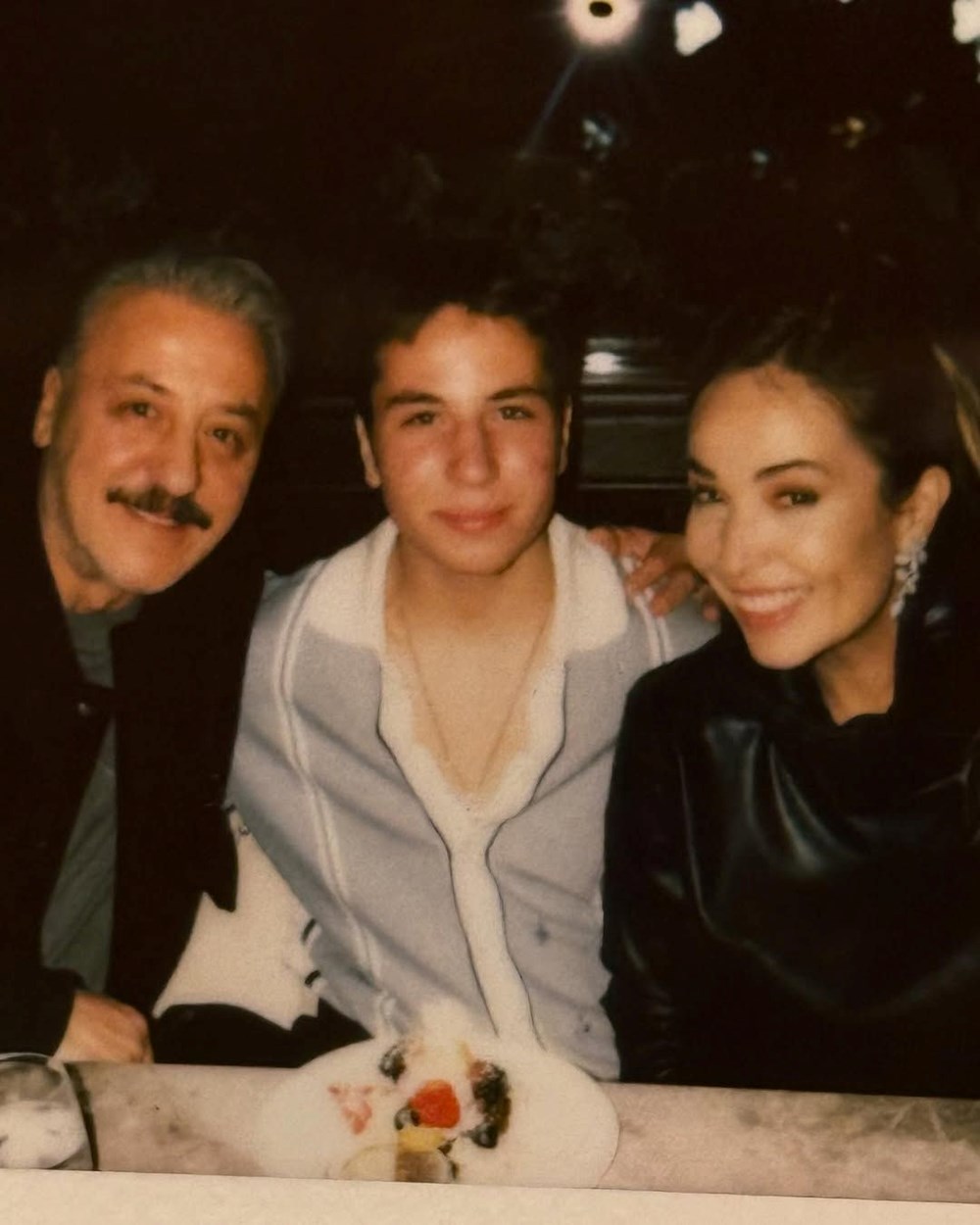 Sahipsizler dizisinin Firuze'si Esra Ronabar'ın eşi de oyuncu çıktı - 6