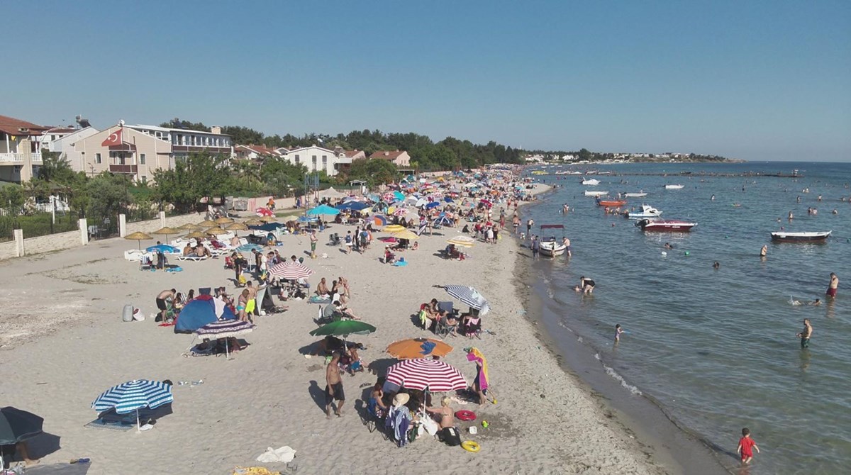 Tekirdağ sahilleri doldu taştı