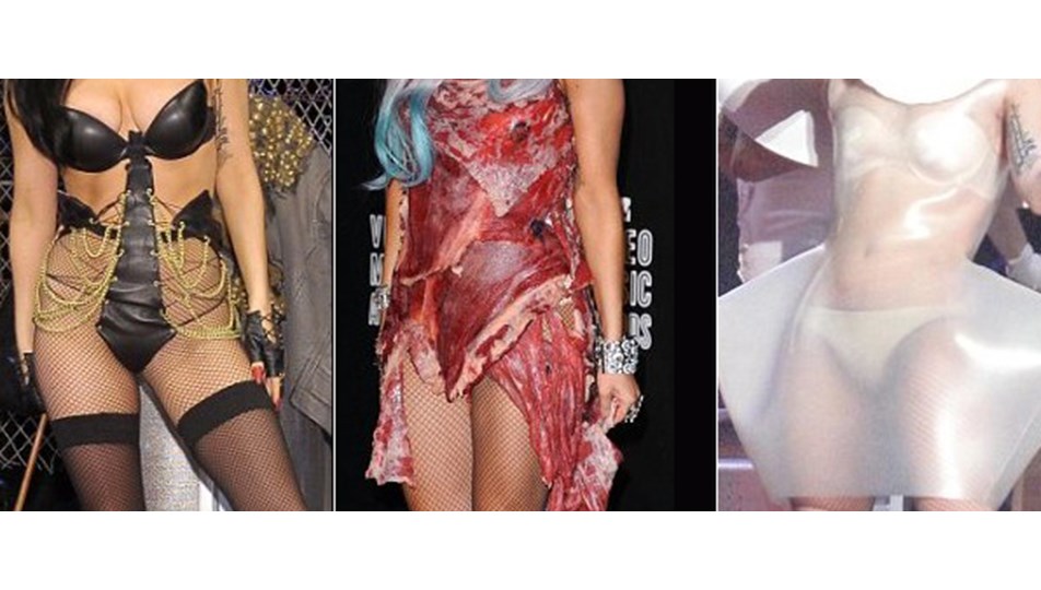 Lady Gaga modacılığa soyunuyor