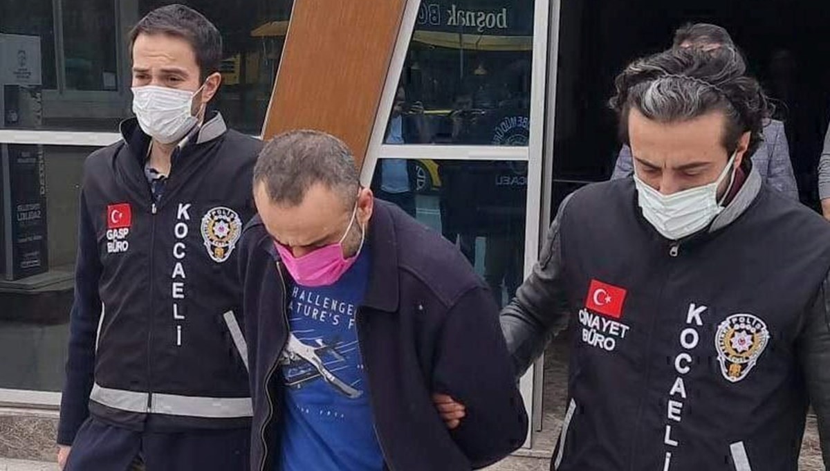 Eşini öldürüp “cinler yaptı” diyen sanık: “Bana metafizik uzmanı getirin” Eşini öldürüp “cinler yaptı” diyen sanık: “Bana metafizik uzmanı getirin”