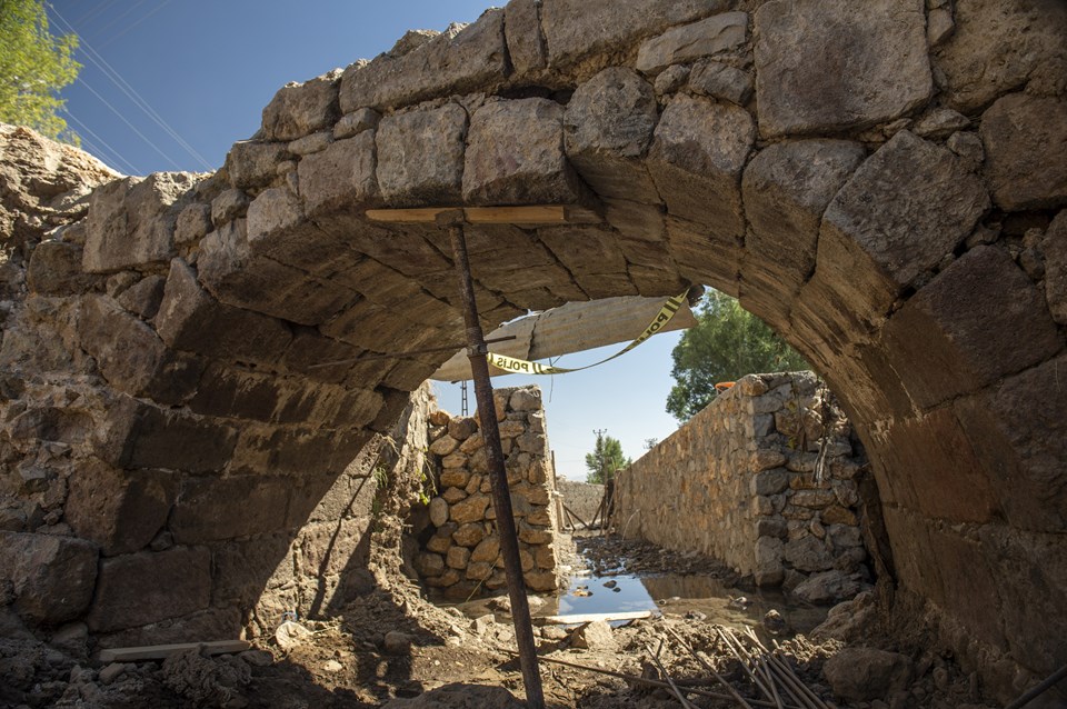 Tunceli'de tarihi taş kemerli köprü bulundu - 2