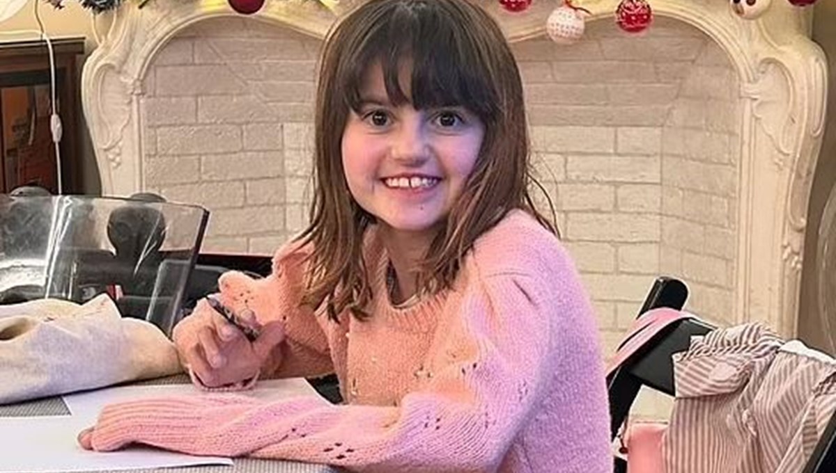 Görenler 18 yaşında olduğuna inanmıyor: Çocuk bedeninde mahsur bırakan hastalık sonu oldu Görenler 18 yaşında olduğuna inanmıyor: Çocuk bedeninde mahsur bırakan hastalık sonu oldu