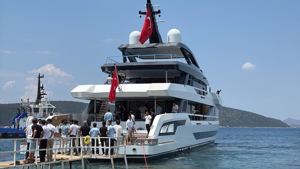 Bodrum'da 50 metrelik süper yat için tören: 1.2 milyara satıldı - 1
