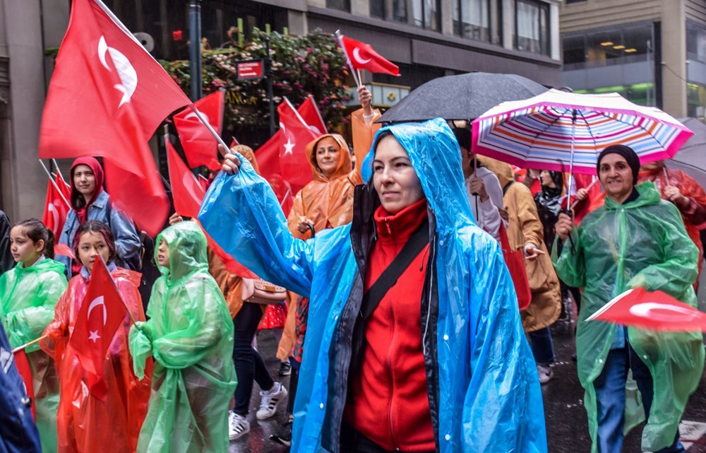 New York'ta Türk günü yürüyüşü