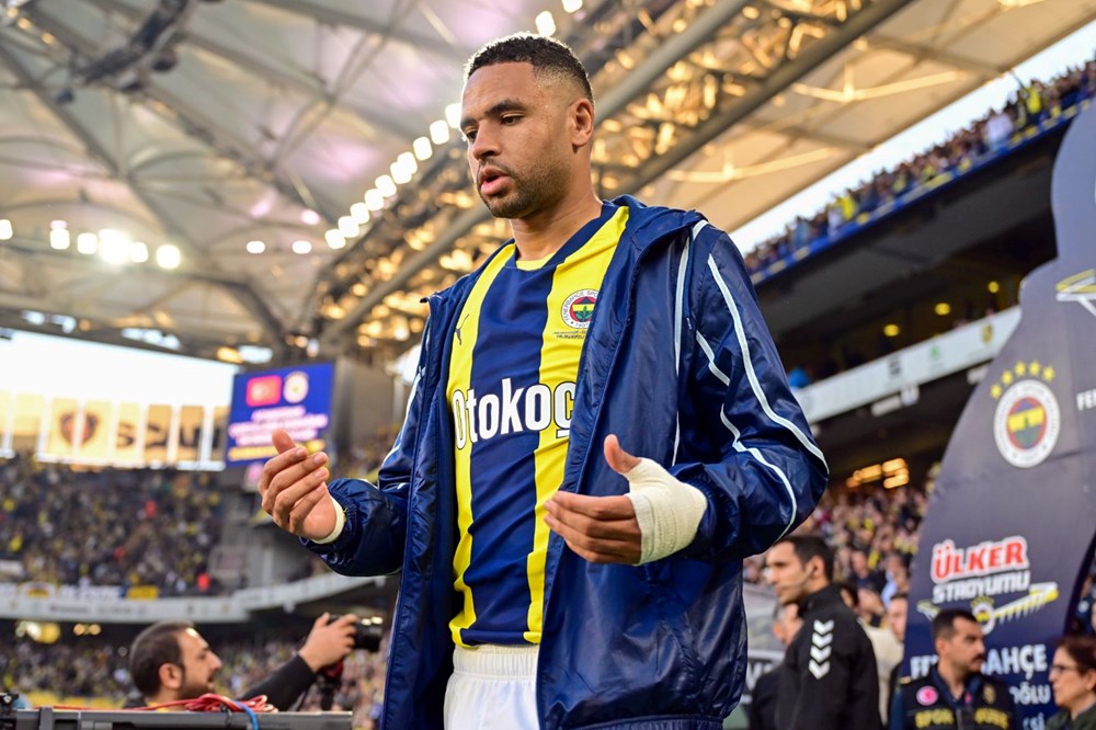 Fenerbahçe'de her şey sil baştan: Tam 18 isim yolcu 89 42eSvENjaUqW7Sv8vzXPQg