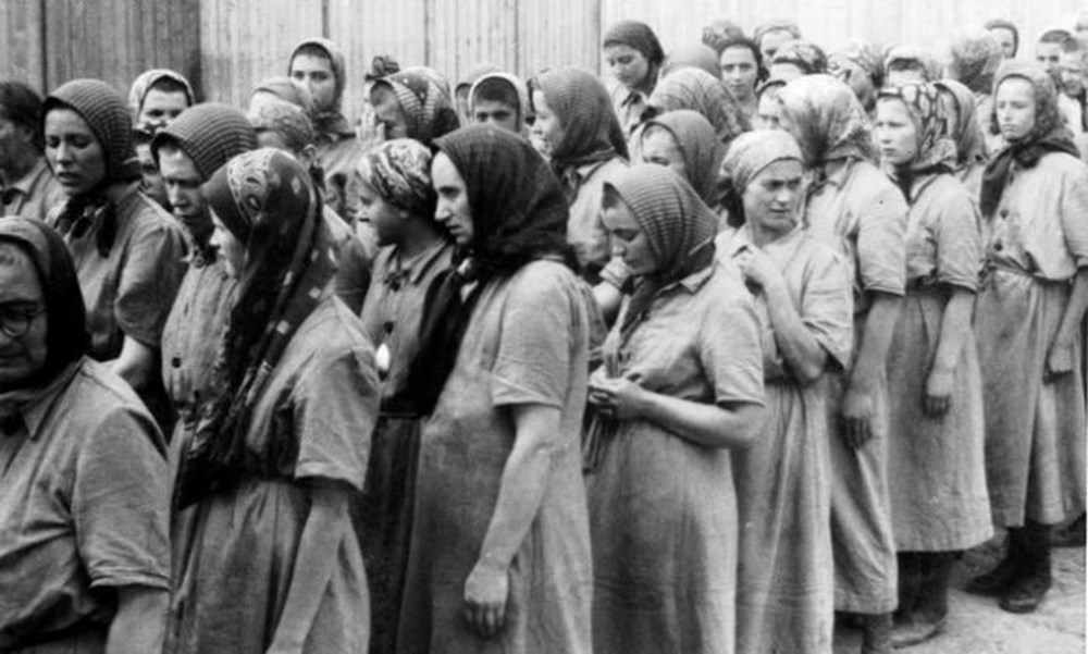 Ravensbrück Toplama Kampı: Sıradan kadınlar nasıl sadist Nazi askerlerine dönüştü? - 4
