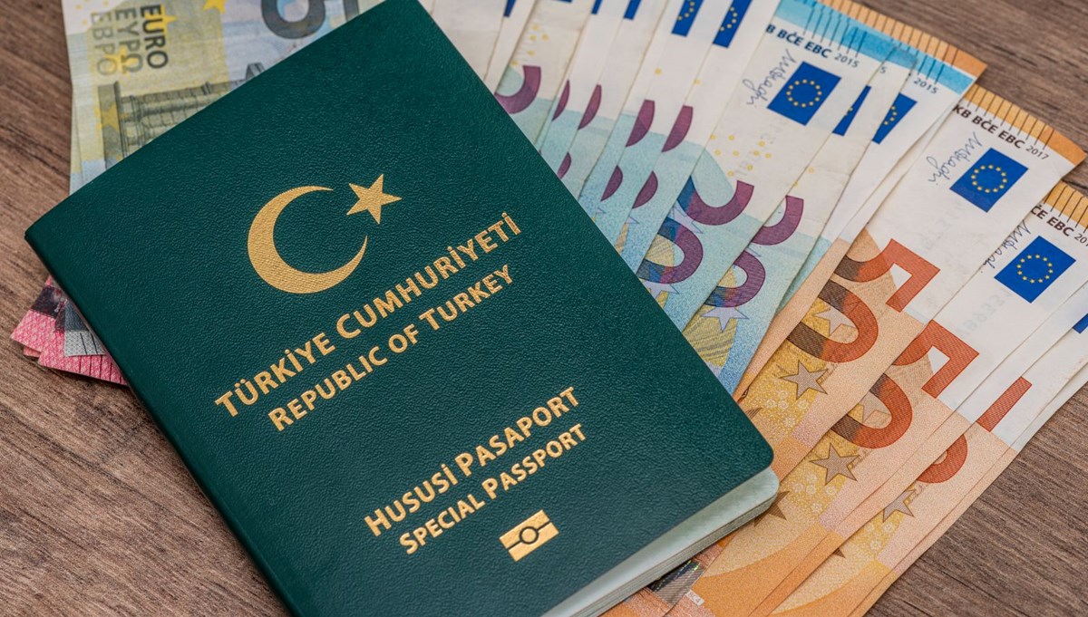 Yeşil ve gri pasaporta vize uygulanacak mı? AB'den Türkiye açıklaması Yeşil ve gri pasaporta vize uygulanacak mı? AB'den Türkiye açıklaması