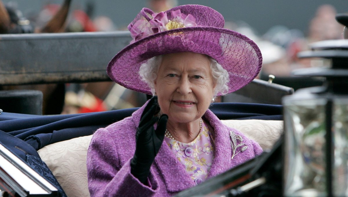 Kraliçe II. Elizabeth, tarihin en uzun süre hizmet veren ikinci hükümdarı oldu