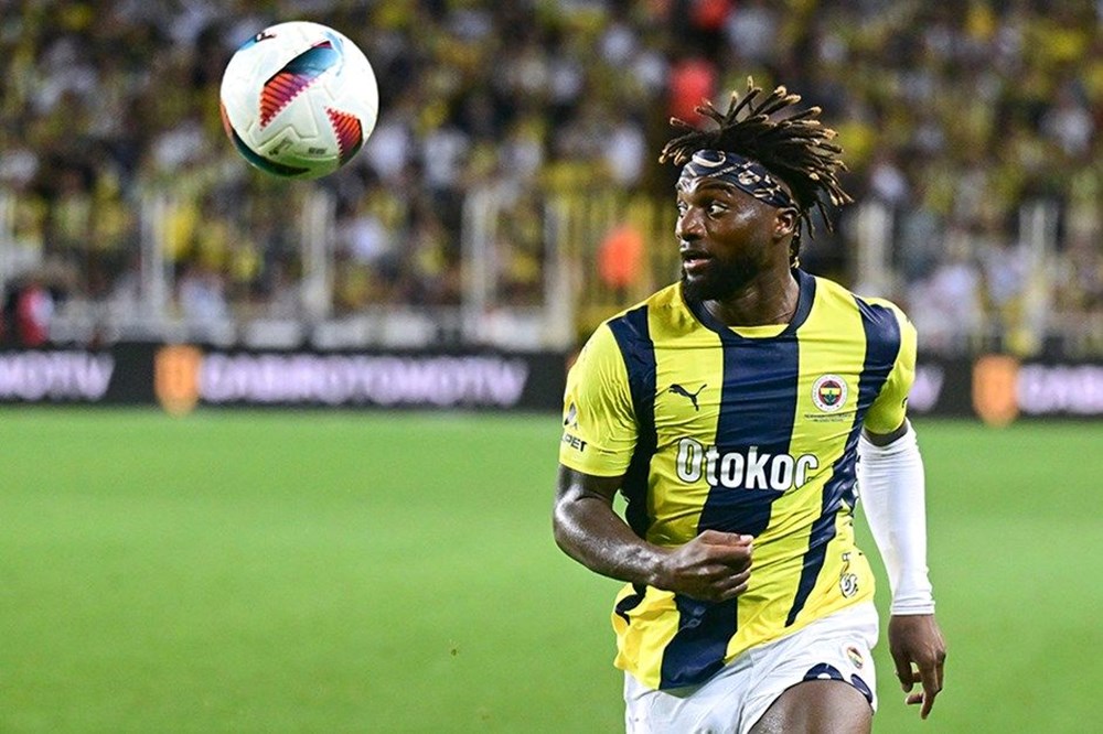 Fenerbahçe'de Jose Mourinho ve Maximin arasındaki