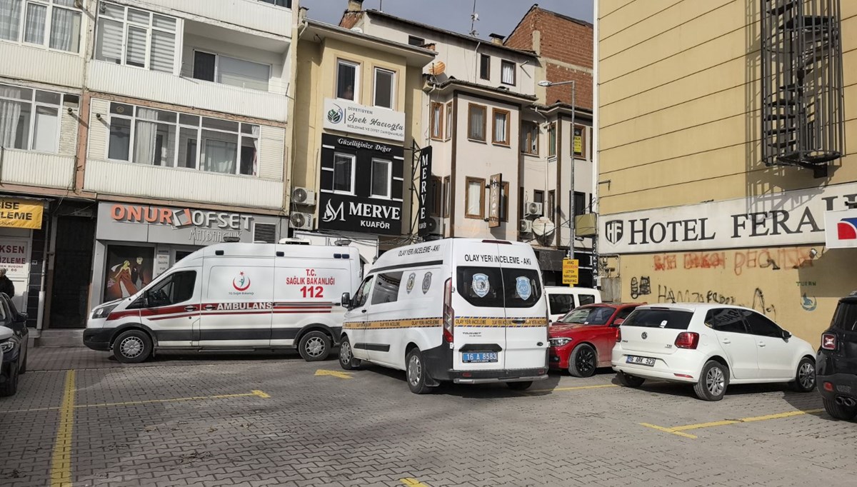 “Beni rahatsız etmeyin” dedi, odasında ölü bulundu